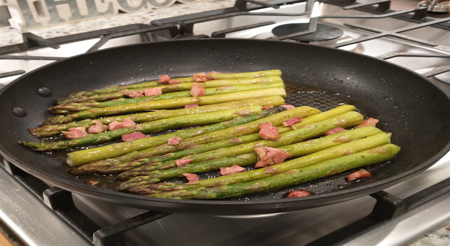 What an easy way to cook asparagus....braise them.