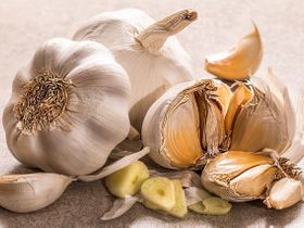 Garlic is very important for this recipe